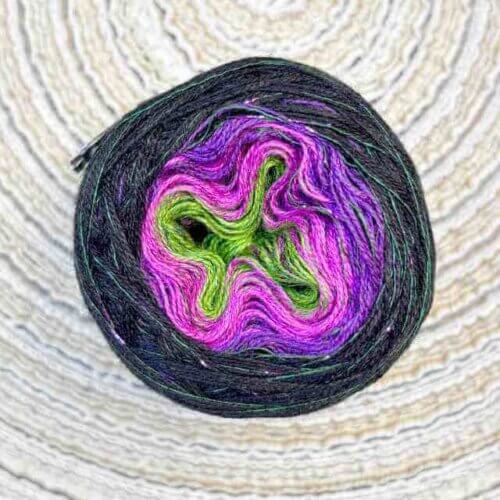 witch craft garencake