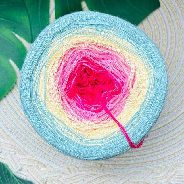 Candy Rush Yarn Cake